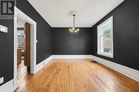506 Wentworth Avenue Ottawa ON K2B 5K1