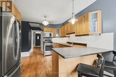 506 Wentworth Avenue Ottawa ON K2B 5K1