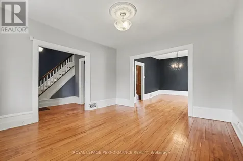 506 Wentworth Avenue Ottawa ON K2B 5K1