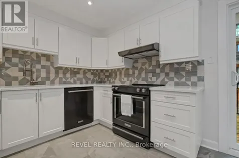 327 St Andrew Street Ottawa ON K1N 5G9
