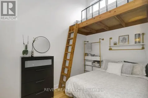327 St Andrew Street Ottawa ON K1N 5G9