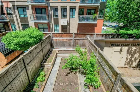 327 St Andrew Street Ottawa ON K1N 5G9