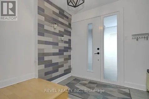 327 St Andrew Street Ottawa ON K1N 5G9