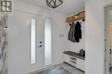327 St Andrew Street Ottawa ON K1N 5G9