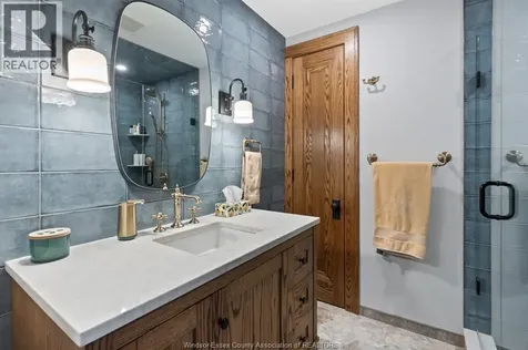 279 Ford Boulevard Windsor ON N8S 2E4