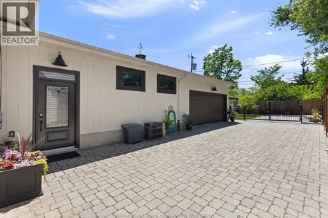 279 Ford Boulevard Windsor ON N8S 2E4