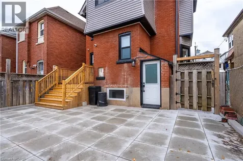 204 Balsam Avenue South Hamilton ON L8M 3B8