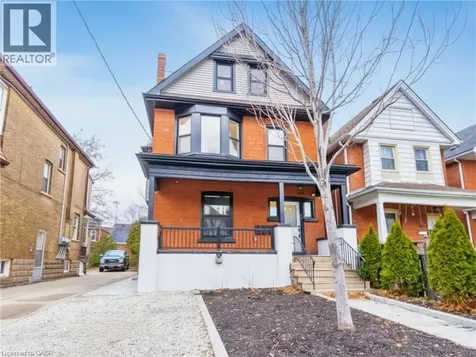 204 Balsam Avenue South Hamilton ON L8M 3B8