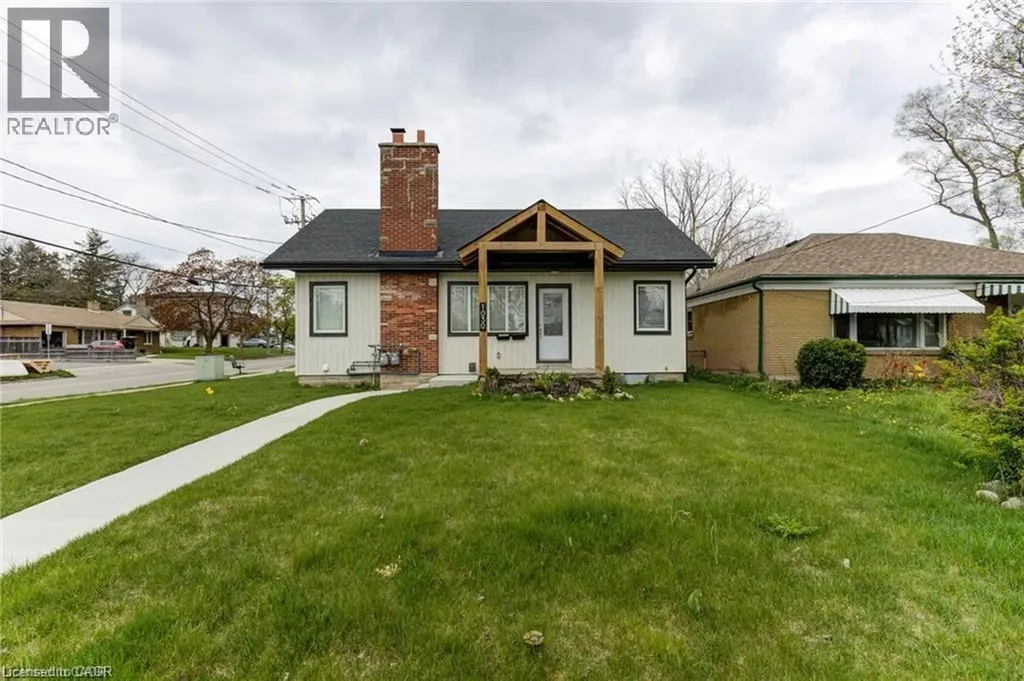 1030 Queens Boulevard Kitchener ON N2M 1B7