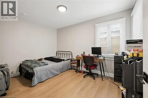 1030 Queens Boulevard Kitchener ON N2M 1B7
