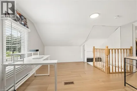 1030 Queens Boulevard Kitchener ON N2M 1B7