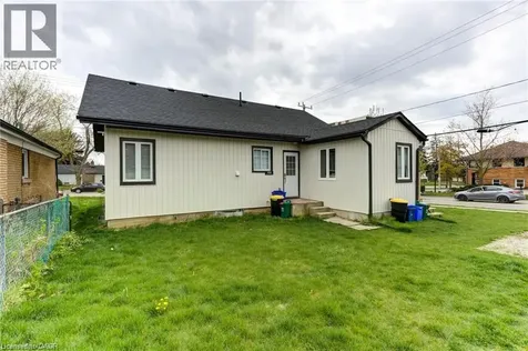 1030 Queens Boulevard Kitchener ON N2M 1B7