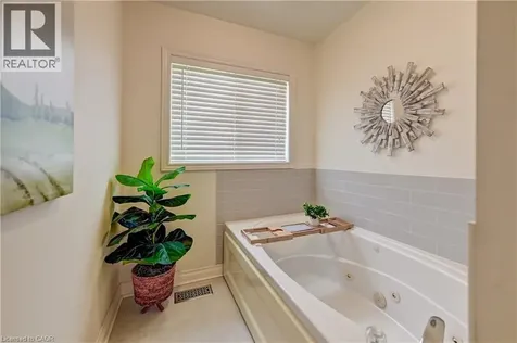 454 Hearthwood Drive Kitchener ON N2R 1K6