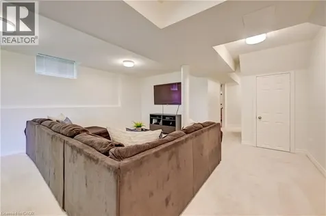 454 Hearthwood Drive Kitchener ON N2R 1K6