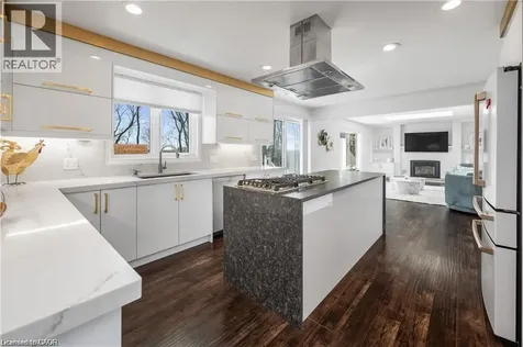 355 Edgehill Drive Kitchener ON N2P 2C8