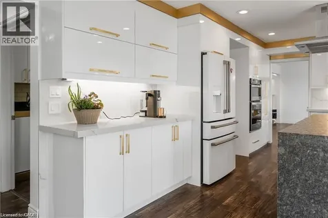 355 Edgehill Drive Kitchener ON N2P 2C8
