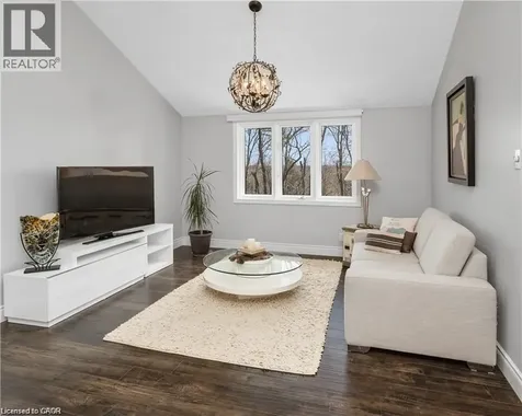 355 Edgehill Drive Kitchener ON N2P 2C8