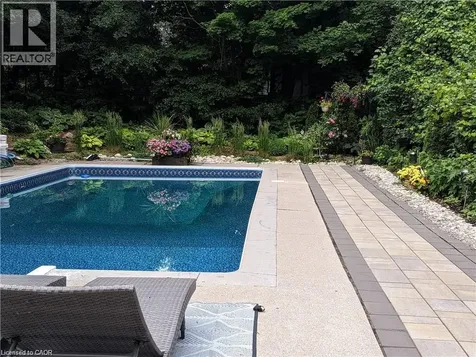 355 Edgehill Drive Kitchener ON N2P 2C8
