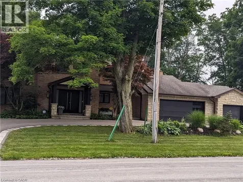 355 Edgehill Drive Kitchener ON N2P 2C8