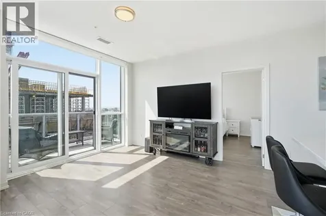 2093 Fairview Street Burlington ON L7R 0E6
