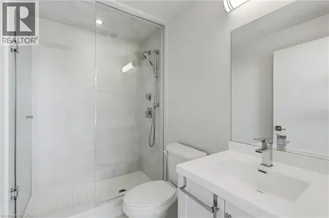 2093 Fairview Street Burlington ON L7R 0E6