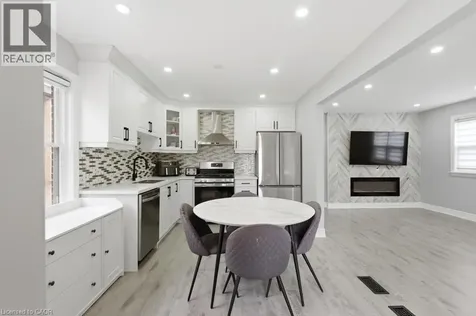 44 Jefferson Avenue Hamilton ON L8H 1A7