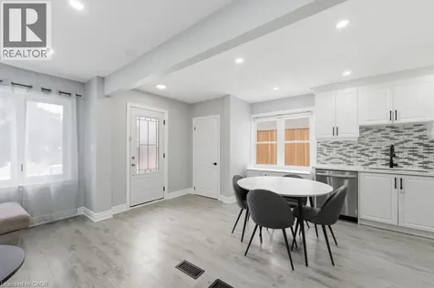 44 Jefferson Avenue Hamilton ON L8H 1A7
