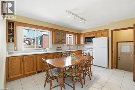 2 Deerborn Drive Hamilton ON L8V 3K7