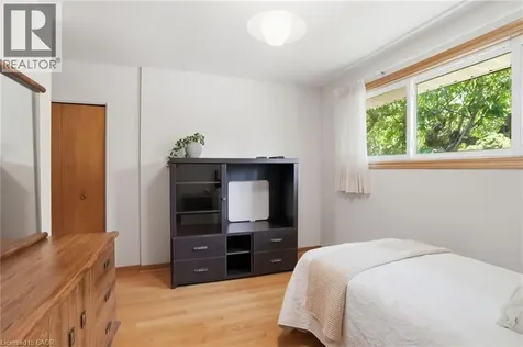 2 Deerborn Drive Hamilton ON L8V 3K7