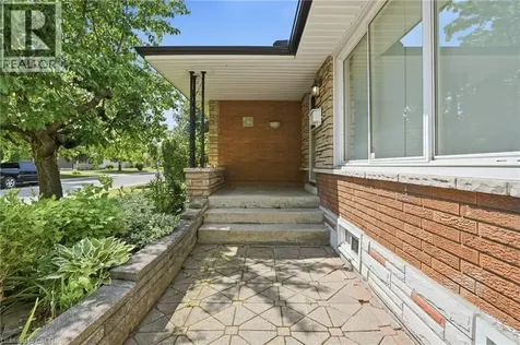 2 Deerborn Drive Hamilton ON L8V 3K7