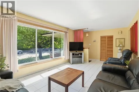 2 Deerborn Drive Hamilton ON L8V 3K7