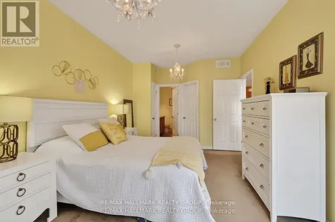 236 Bulrush Crescent Ottawa ON K1T 0E6