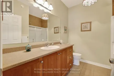 236 Bulrush Crescent Ottawa ON K1T 0E6