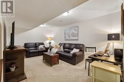 236 Bulrush Crescent Ottawa ON K1T 0E6