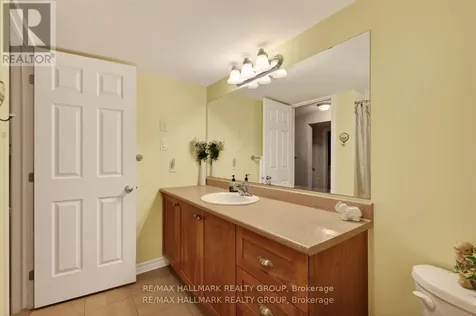236 Bulrush Crescent Ottawa ON K1T 0E6