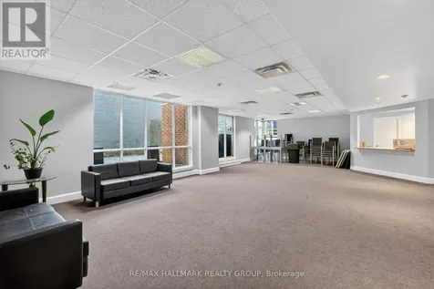 134 York Street Ottawa ON K1N 1K8