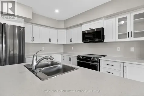 7 Mcphail Road Carleton Place ON K7C 0W8