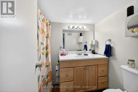 251 Arlington Avenue Ottawa ON K1R 5T1
