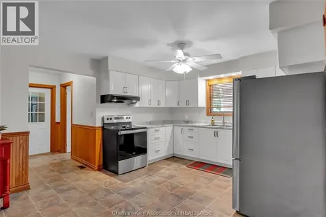 138 Elizabeth Street Chatham ON N7L 2Y4