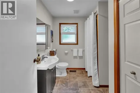 138 Elizabeth Street Chatham ON N7L 2Y4