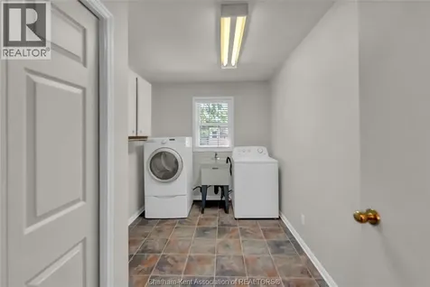 138 Elizabeth Street Chatham ON N7L 2Y4