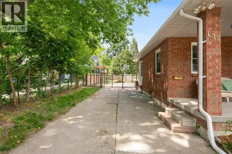 138 Elizabeth Street Chatham ON N7L 2Y4