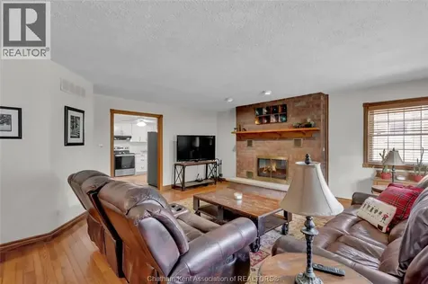 138 Elizabeth Street Chatham ON N7L 2Y4