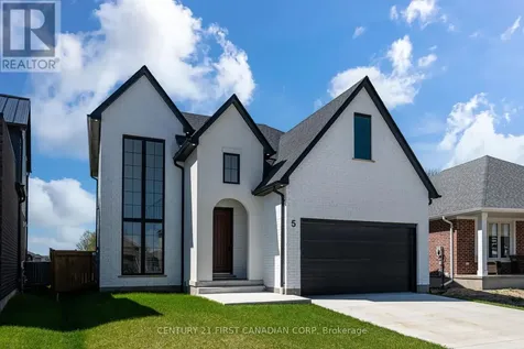 5 Hartland Circle St. Thomas ON N5R 0P2