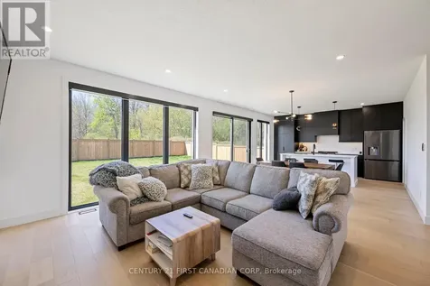 5 Hartland Circle St. Thomas ON N5R 0P2