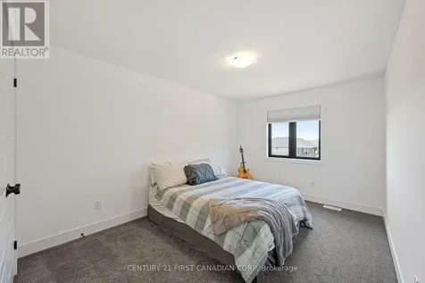 5 Hartland Circle St. Thomas ON N5R 0P2