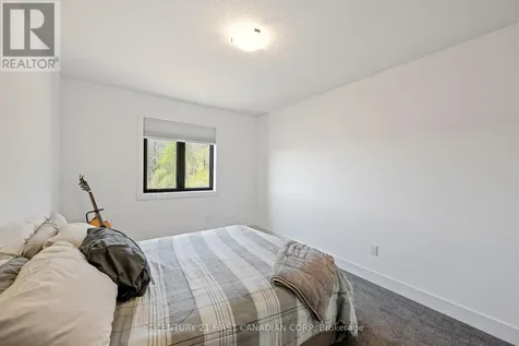 5 Hartland Circle St. Thomas ON N5R 0P2
