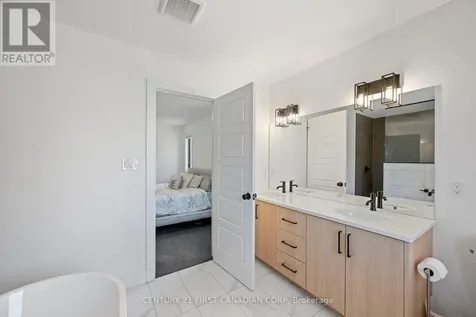 5 Hartland Circle St. Thomas ON N5R 0P2