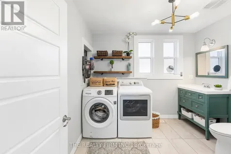 31 Fifth Avenue St. Thomas ON N5R 4C2