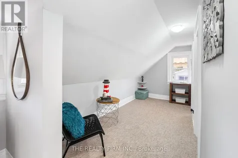 31 Fifth Avenue St. Thomas ON N5R 4C2